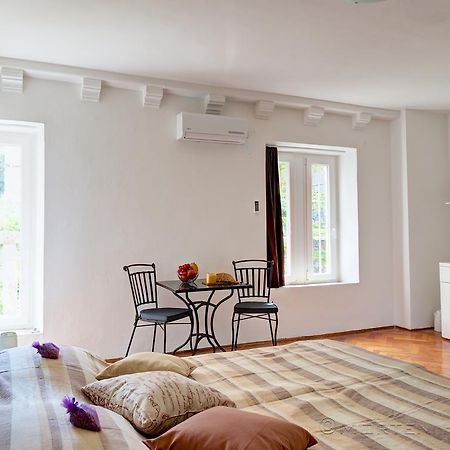 White House Apartments Korčula Habitación foto